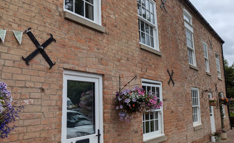 Character red brick cottage with georgian sash windows and a character door. Desplite being flooded, the windows and doors look good as new.